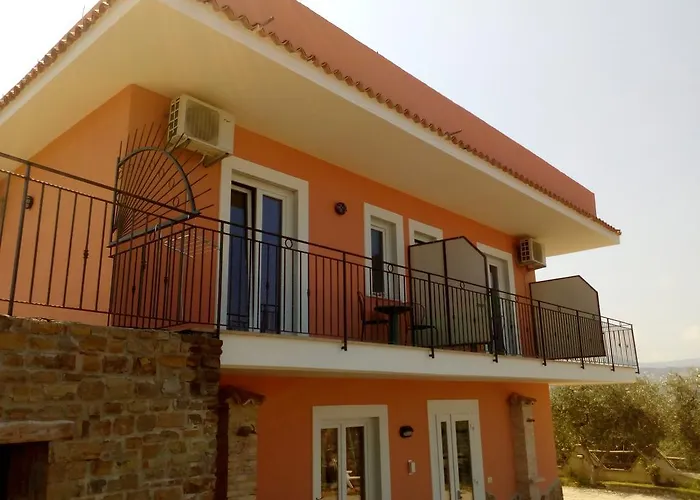 Casale 920 לינה וארוחת בוקר אגרופולי